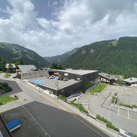 Joli 6 Personnes * Chatel